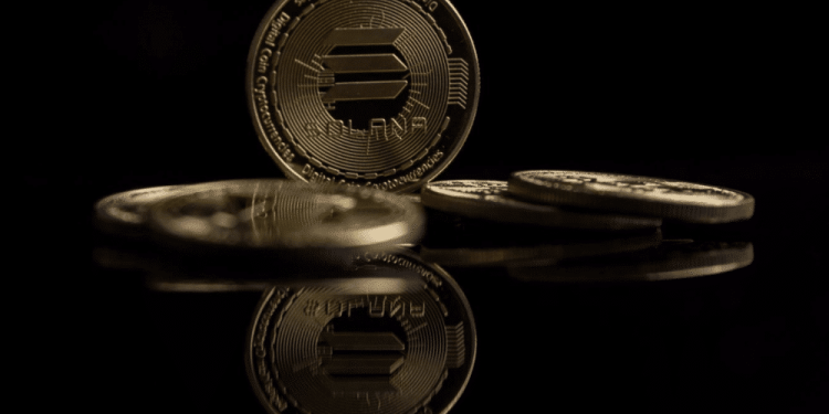 Solana, Borroe Finance, and Dogecoin dominate Altcoin open interest surge